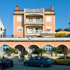 Valentino Apartman Vrsar