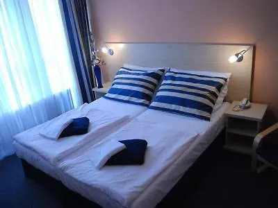 ****  Hotel Uno Praga República Checa